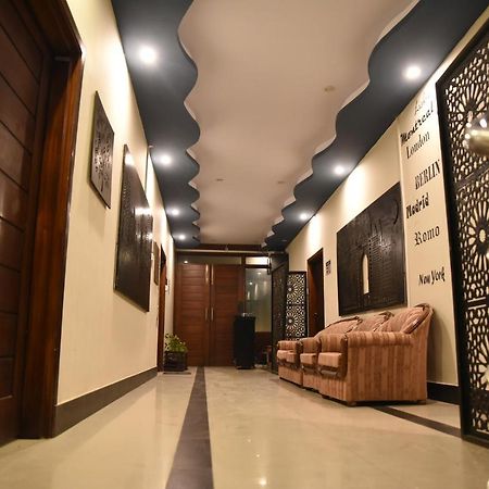 Republika Urban Apartamento Abbottabad Exterior foto