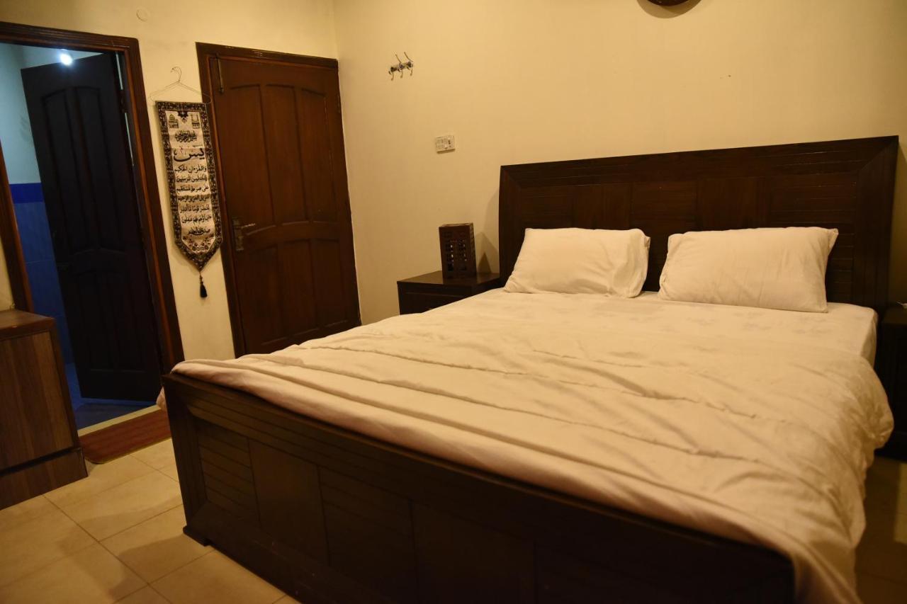 Republika Urban Apartamento Abbottabad Exterior foto
